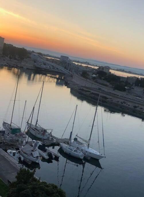 Sete 6Eme Vue Sur Le Canal Et L'Etang 외부 사진